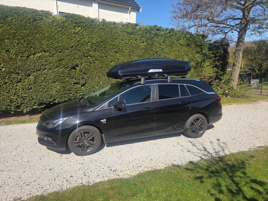 Welke dakkoffer past op mijn auto en dakdragers?