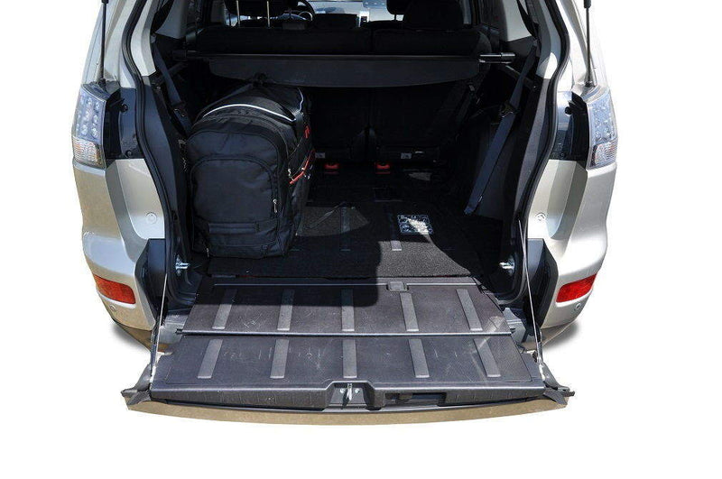 Kjust Reisetaschenset für Mitsubishi Outlander (2007-2013) 