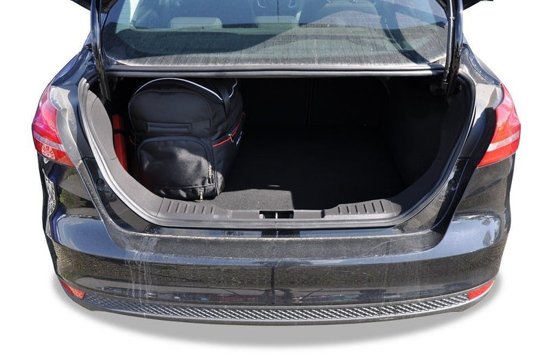 Kjust Reisetaschen-Set passend für Ford Focus (III) Limousine (2011-2014)