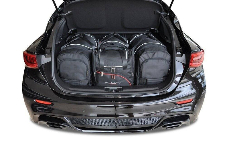 Kjust reistassenset geschikt voor Infiniti Q30 (2015-2020)