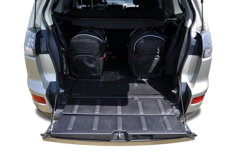 Kjust Reisetaschenset für Mitsubishi Outlander (2007-2013) 