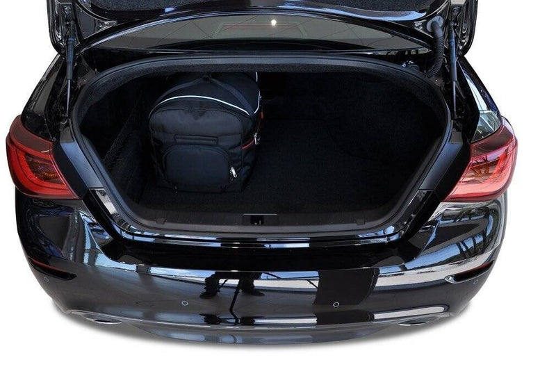 Kjust reistassenset geschikt voor Infiniti Q70 Sedan (2013-2019)